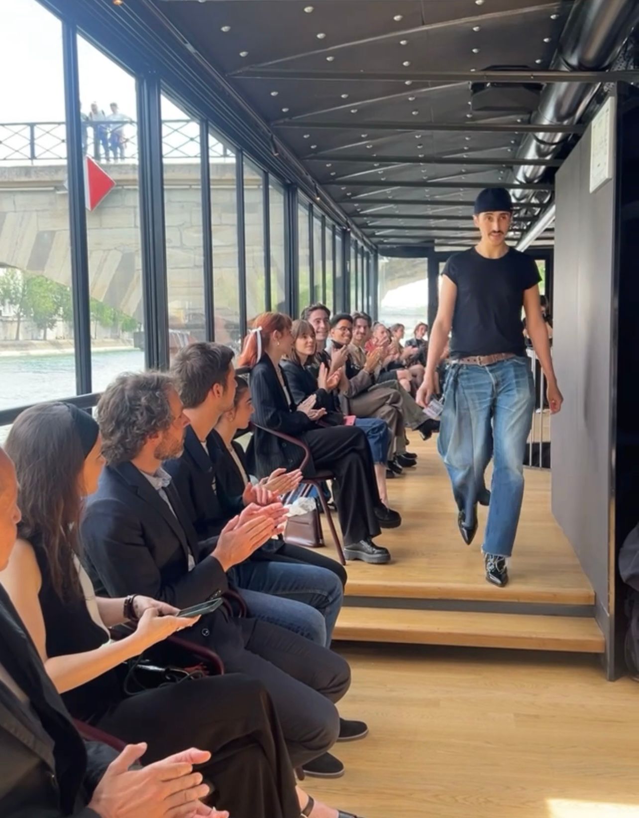 Paris Fashion Week : Défilé de mode au Son de la Terre !